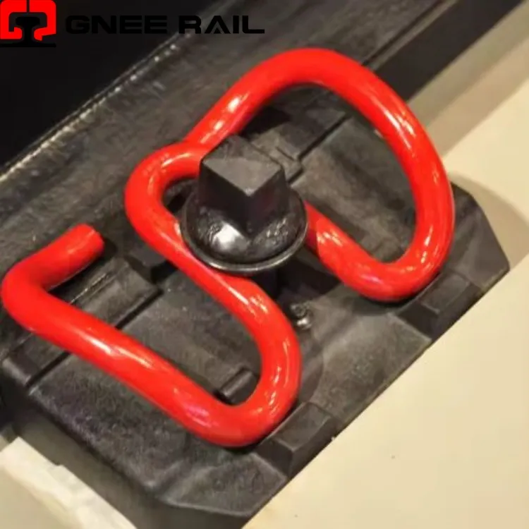 Smagie tērauda SKL klipi